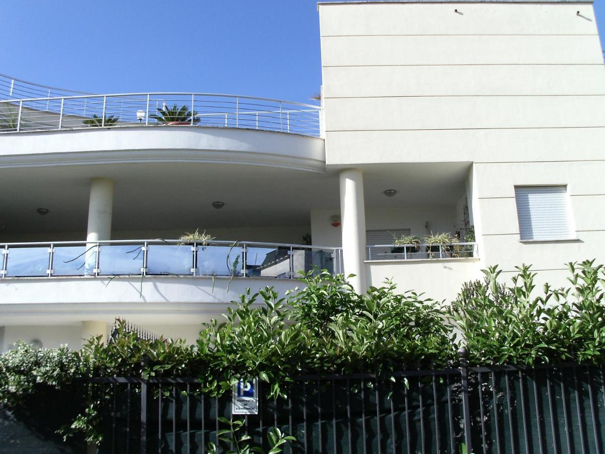 B&B Stazione Latina Sermoneta Exterior photo